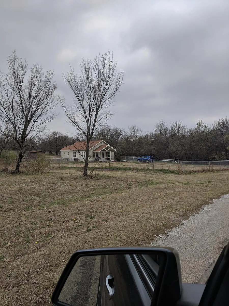 Building Photo - 201 Wildwood Acres Cir