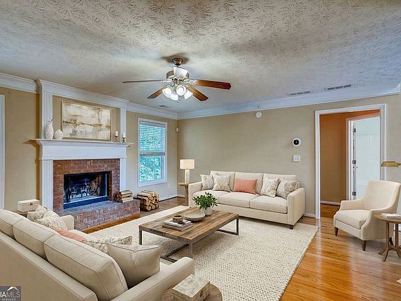 4th image of 1726 River Mill Trl NE