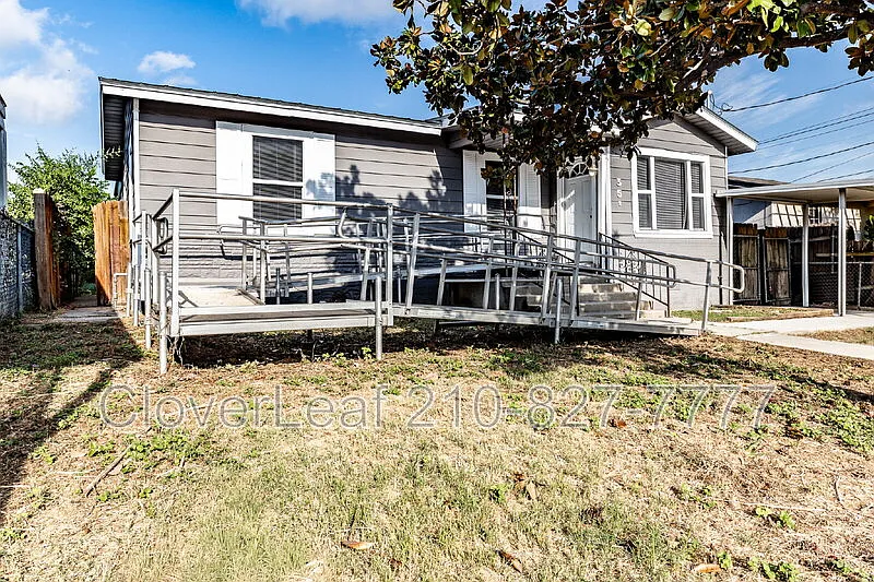 3 bed, 2.0 bath, 1580 sqft, $1,497 — Photo 2