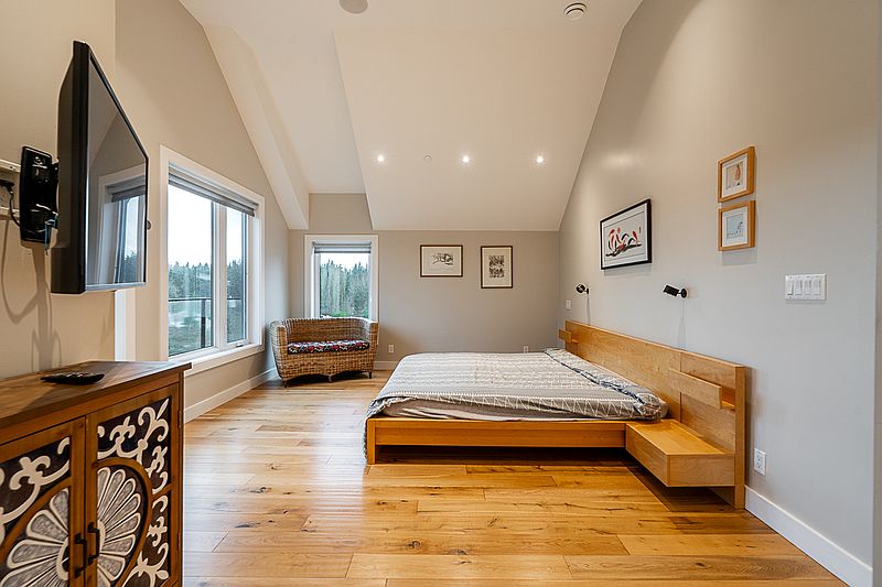 Vancouver House for rent - 5 Bedrooms — photo 19
