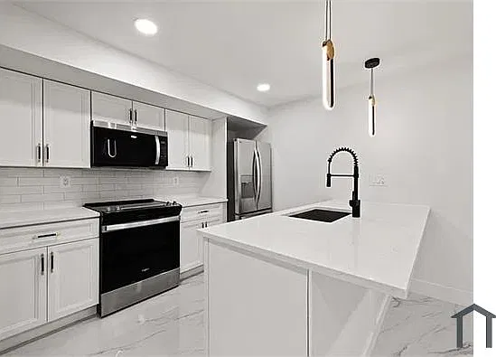 1 bed, 750 sqft, $2,700 — Photo 4