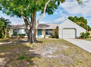674 24th Pl SW, Vero Beach, FL 32962