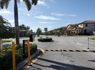 3499 SE 4th St, Homestead, FL 33033