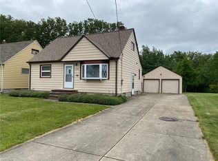 16380 Shelby Dr, Brookpark, OH 44142