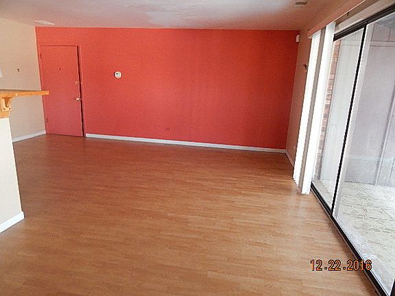 3rd image of 15125 Minerva Ave Unit 2N