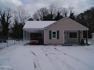 17 Division St, Brick, NJ 08724