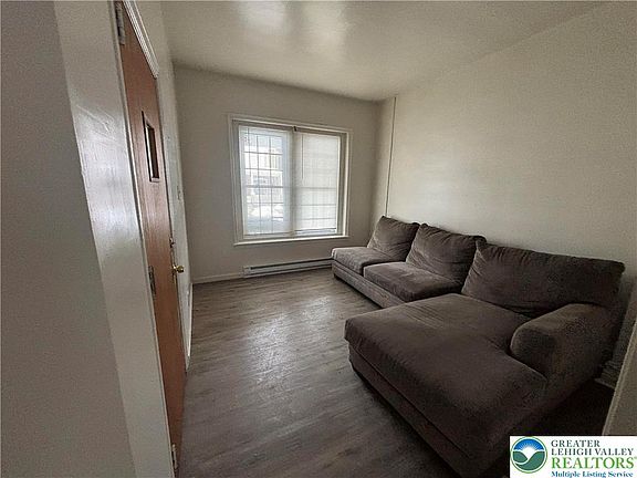 4th image of 519 N 11th St