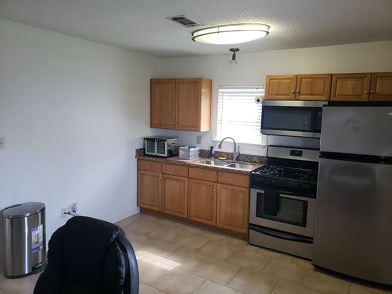 6216 Cameron Blvd #B — Photo 5