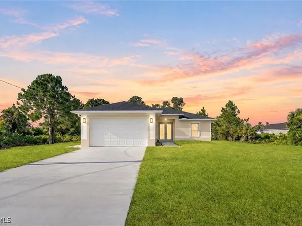 733 Calumet ST E, LEHIGH ACRES, FL 33974
