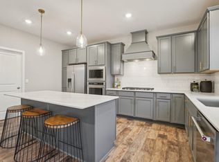 1995 Shady View Ct, Shakopee, MN 55379