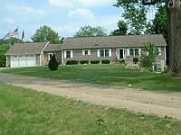 1st image of 526 N Nottawa St