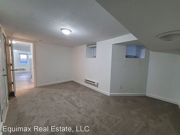 5th image of 93 Victoria St S APT 15