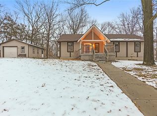1025 Walnut Ln, Warrensburg, MO 64093