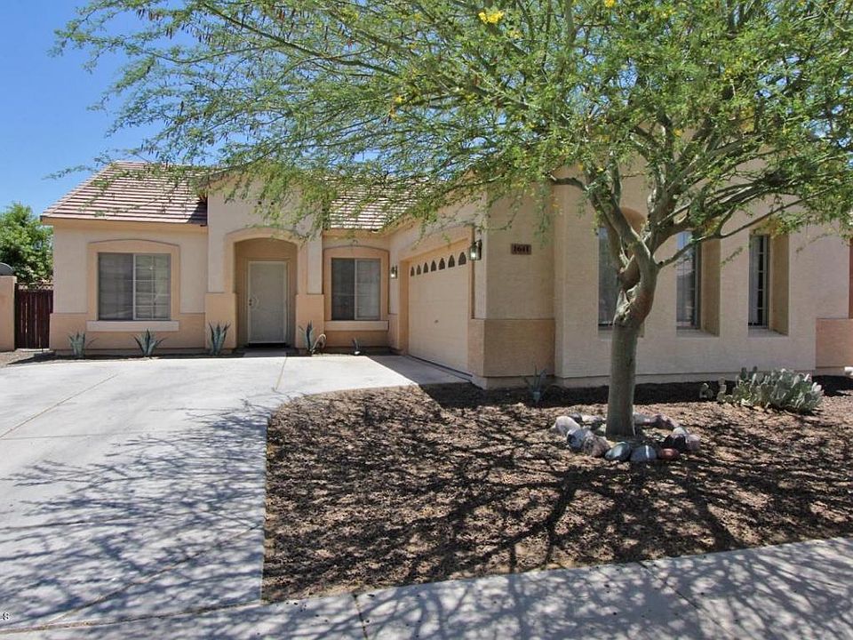 1st image of 1641 E Chaparral Dr