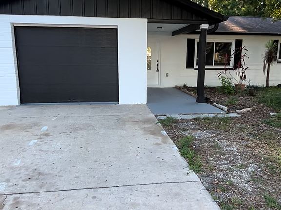 House's front driveway