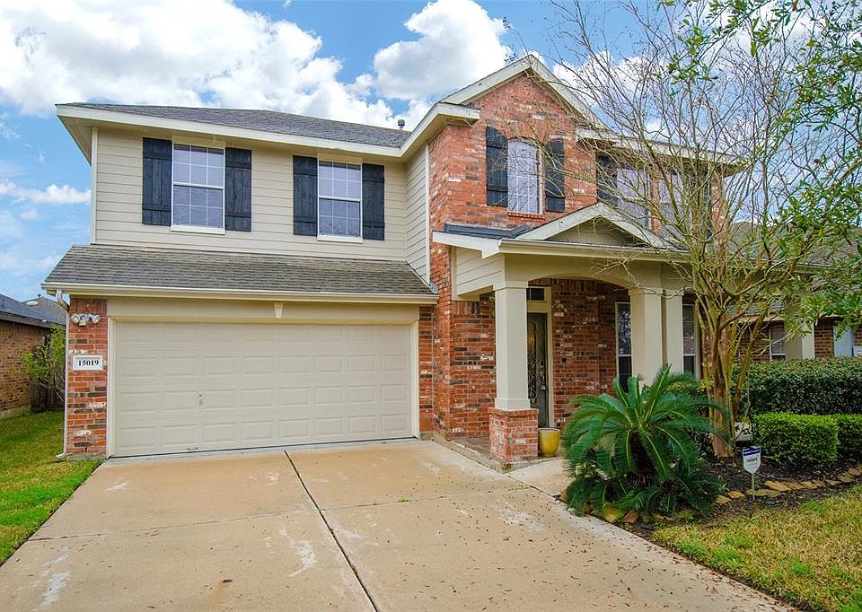 1st image of 15019 Sierra Sunset Dr