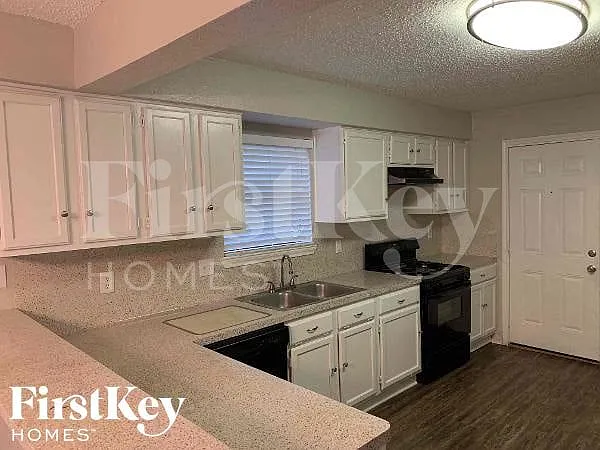 15511 Evergreen Grove Dr — Photo 9