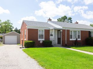 1625 N Raynor Ave, Crest Hill, IL 60403