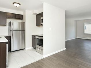 3330 Greenfield Rd #16, Royal Oak, MI 48073
