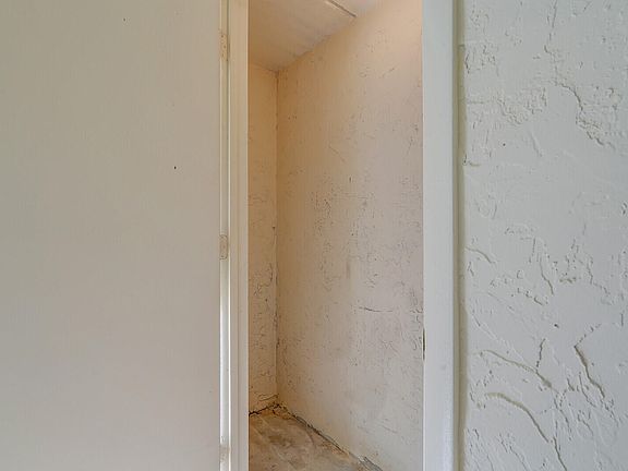 4th image of 4905 Sable Pine Circle #A1