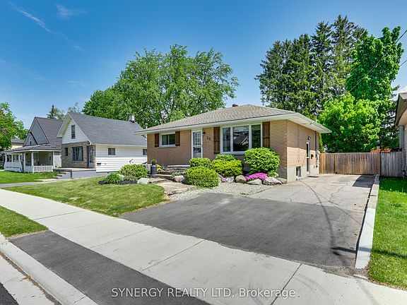 3rd image of 35 Queen St