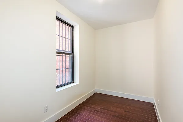 Rented by Nooklyn NYC LLC | media 37