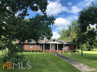 303 Dixie St, Brooklet, GA 30415