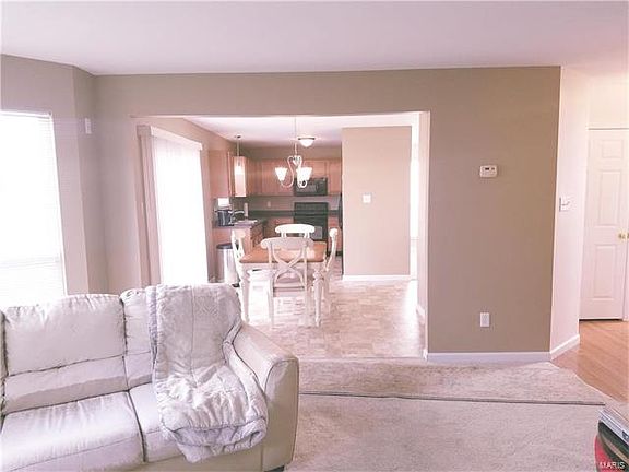 4th image of 328 Behlmann Meadows Way