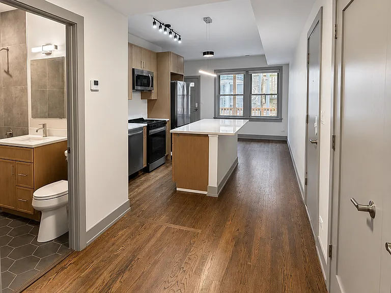 1902 W Pratt Blvd #C-1 — Photo 18