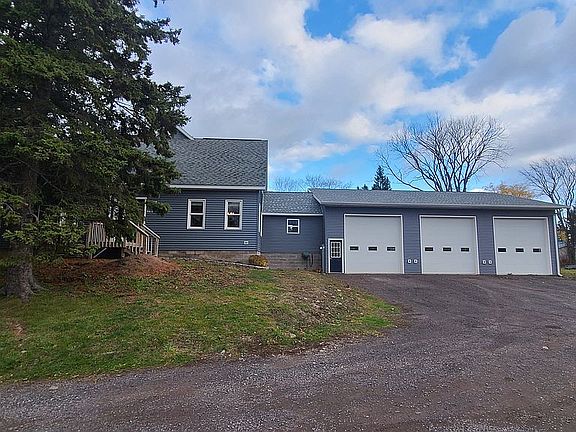 2nd image of 47824 Caribou St