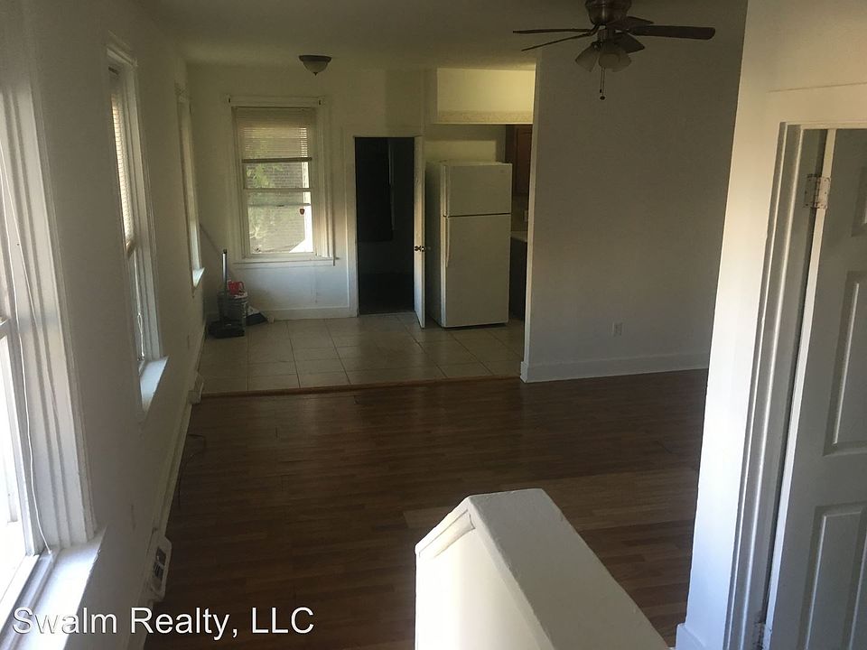 1st image of 1400 W 2nd St #1