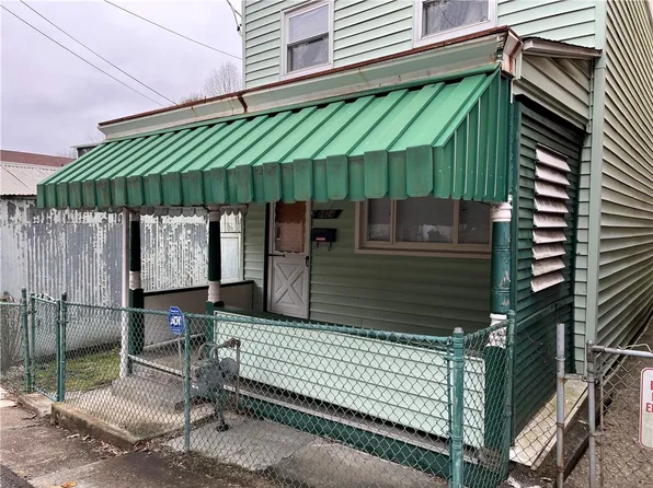 2624 Quarry St, Pittsburgh, PA 15210