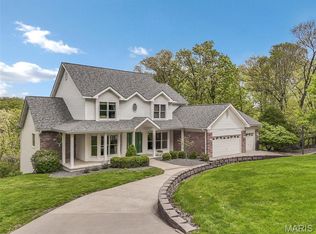 3856 Rooster Ridge Ln, Defiance, MO 63341