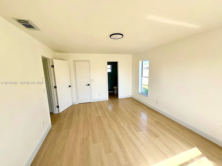 2351 SW Chestnut Ln — Photo 10