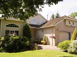 13008 Rogers Rd, Lake Oswego, OR 97035