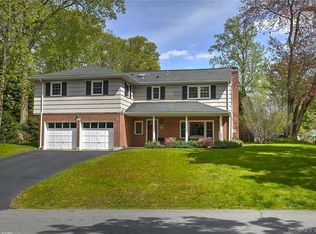 273 Woodside Cir, Fairfield, CT 06825