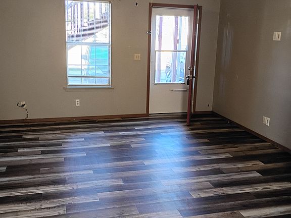 5th image of 604 Park Ave Ste 1