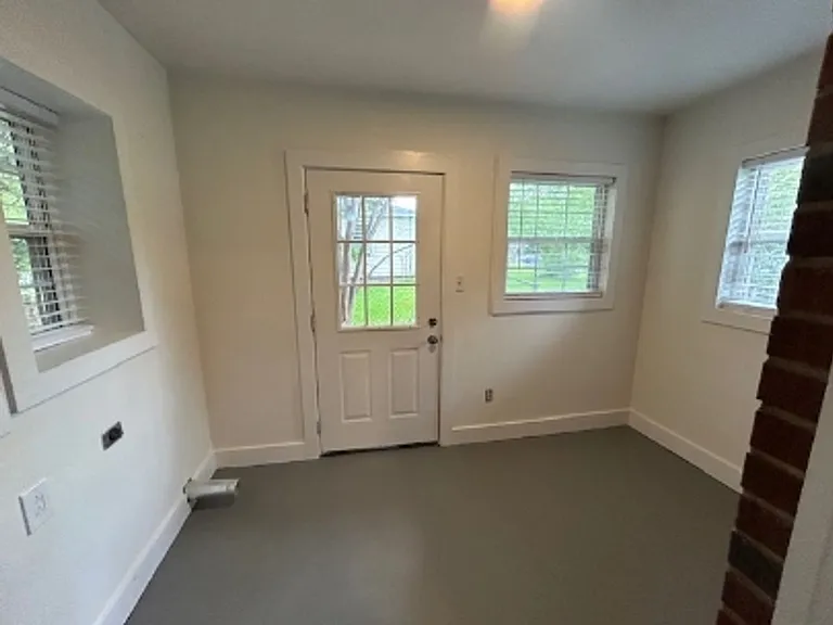 202 Gilliland Ave — Photo 11