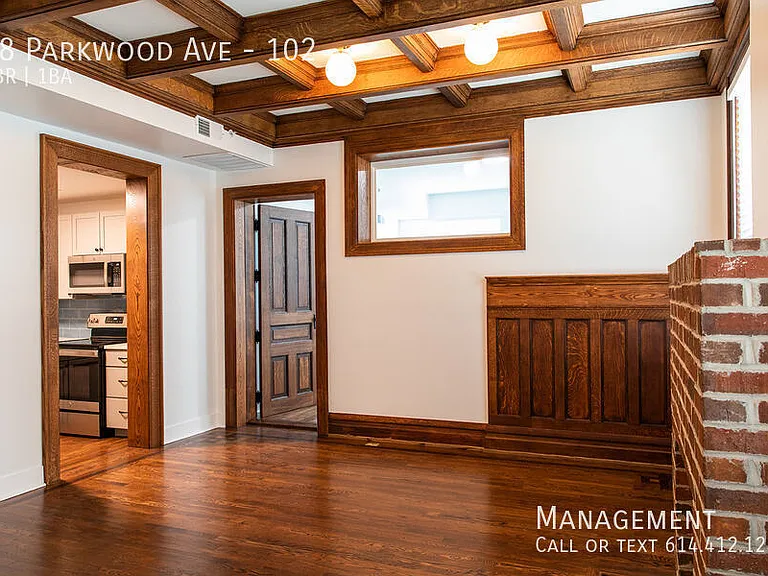 48 Parkwood Ave #102 — Photo 9