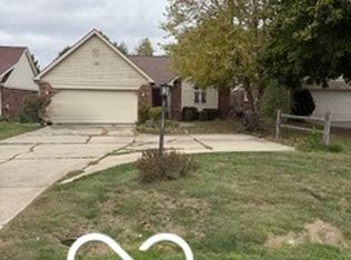 1076 W Southport Rd, Indianapolis, IN