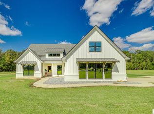 319 Prairie Rd, Columbia, LA 71418