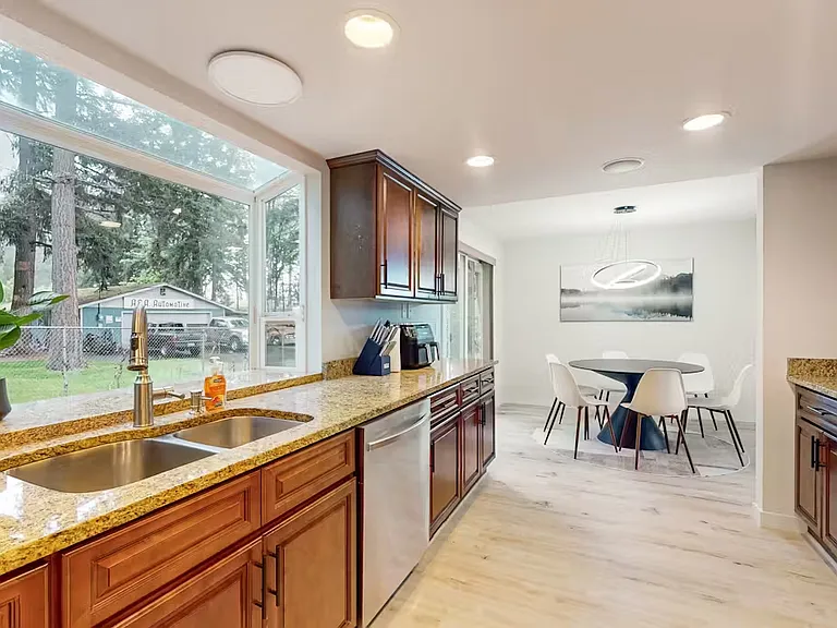 2314 Tacoma Point Dr E — Photo 6