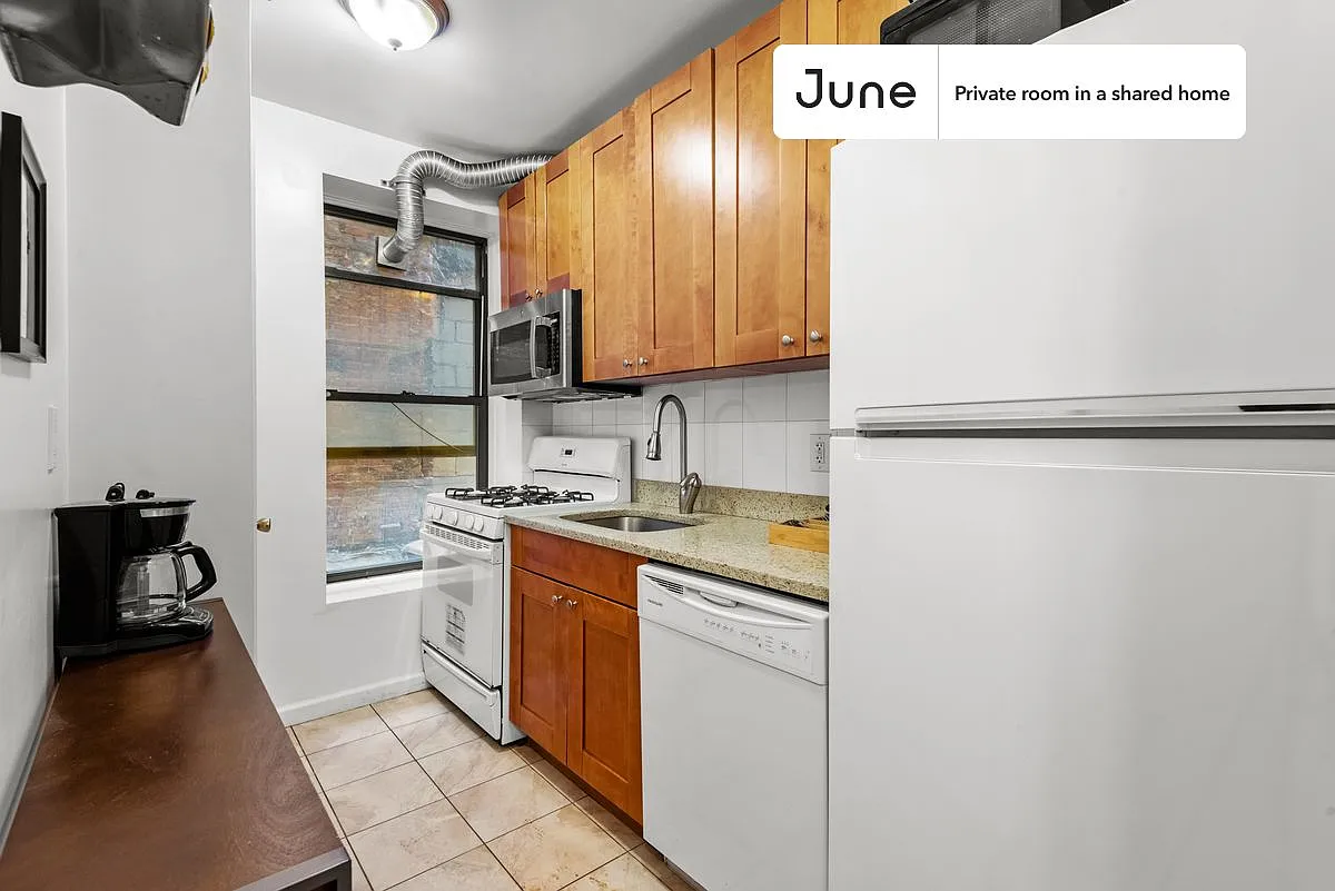 174 Canal St — Photo 4