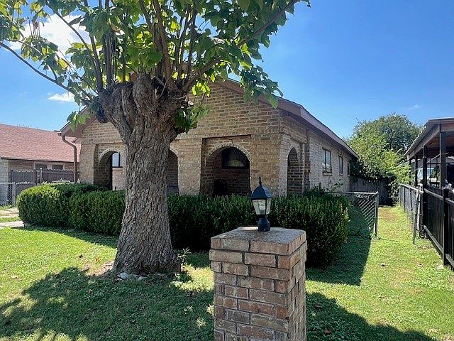 716 E Harvey Ave, Fort Worth, TX 76104 | MLS #21062596 | Zillow