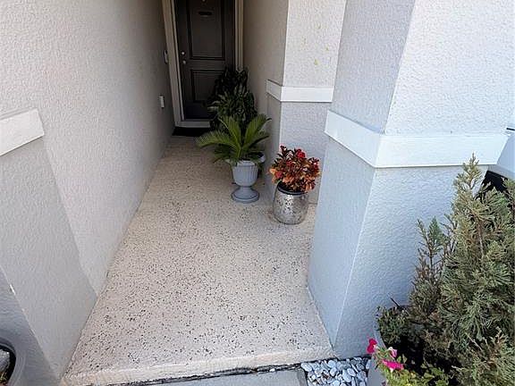2nd image of 9051 Oscraft Dr