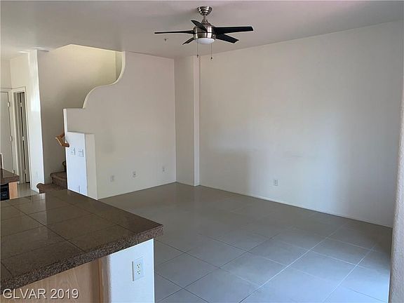 5th image of 608 Desert Silk Ct