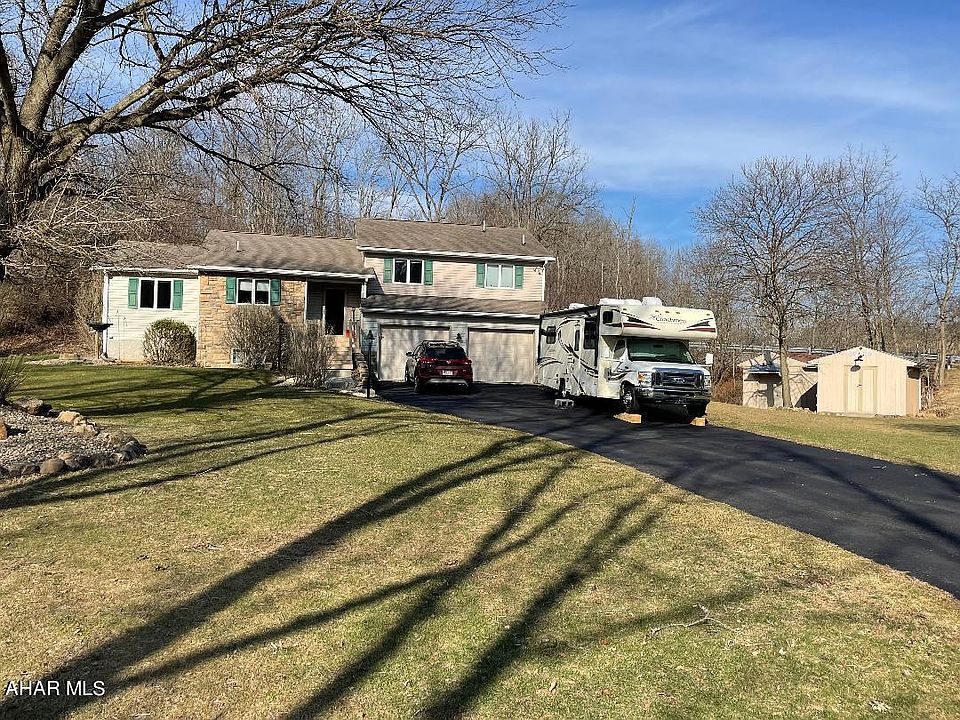 1st image of 2613 Old Frankstown Rd