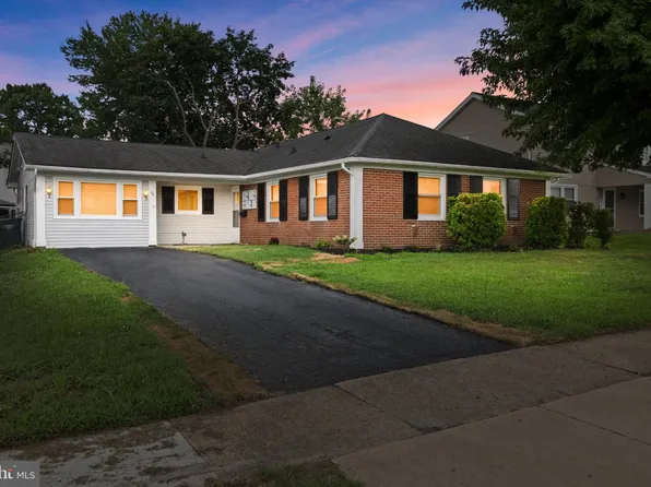 56 Marboro Ln, Willingboro, NJ 08046