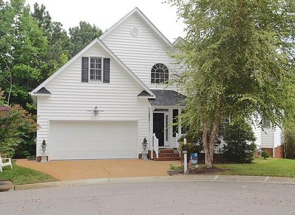 3rd image of 9446 Charter Lake Dr