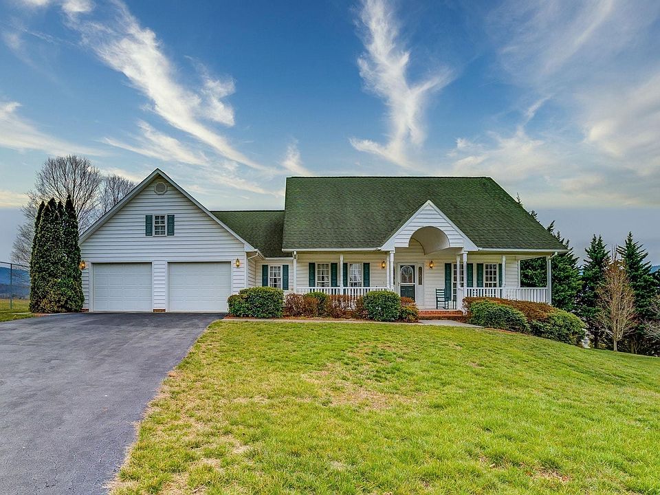 1st image of 504 Wentworth Ln